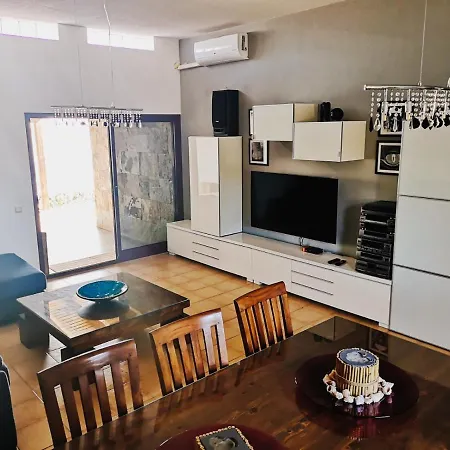 Sunny Paradise, Heater Pool Villa Corralejo