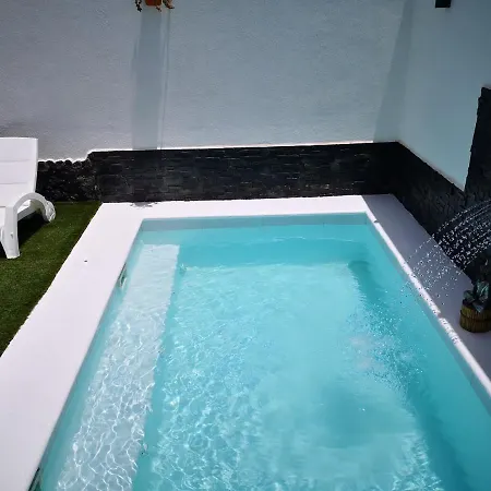Sunny Paradise, Heater Pool Villa Corralejo