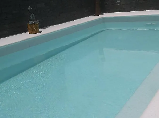 Villa Sunny Paradise, Heater Pool *