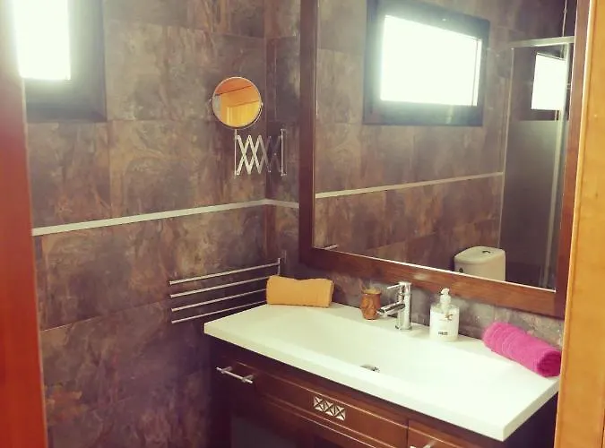 Villa Sunny Paradise, Heater Pool *